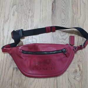 Coach Red Pebbled Belt Bag Fanny Pack with Zipper Logo Embossed Accent